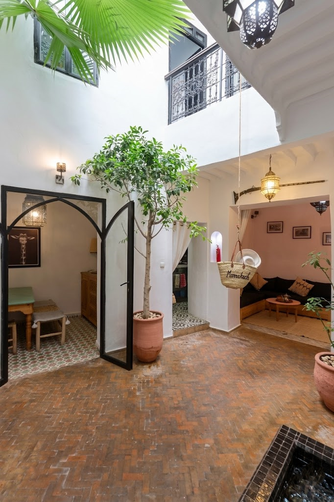 Coquet Riad rénové et titré proche place des épice