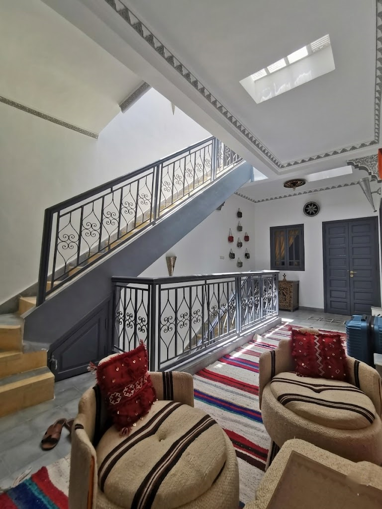 Dar titrée et rénovée « Esprit Bohème » avec vue Koutoubia à 10mn à pieds de la place Jamaa lafna