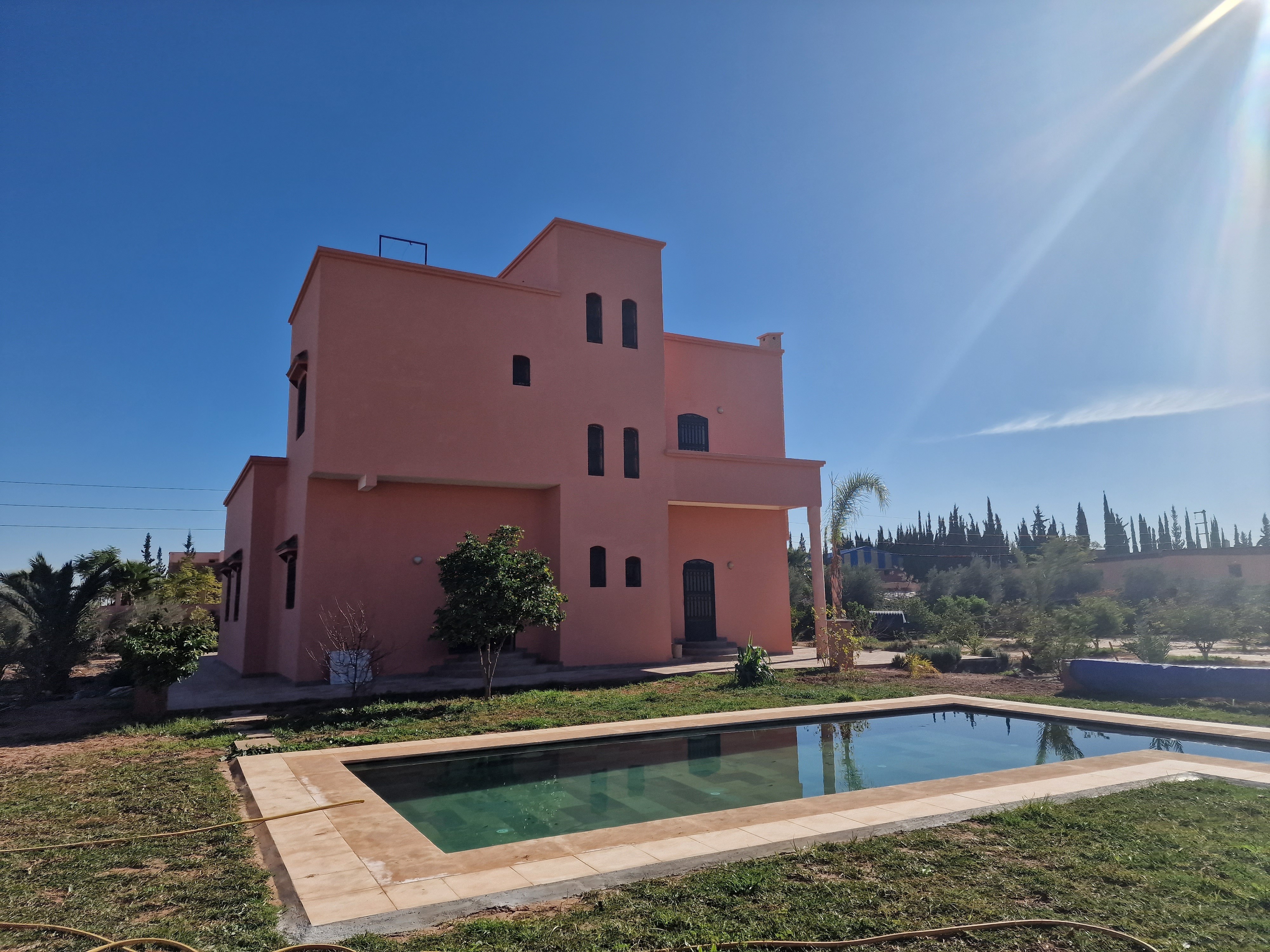 Villa de Compagne avec gd jardin et piscine 20mn du centre ville de Marrakech